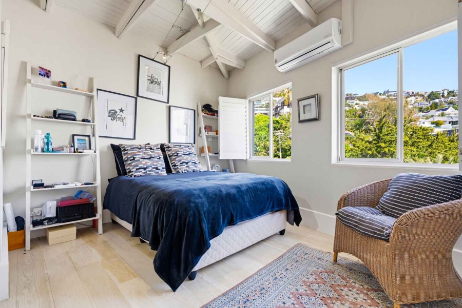 4 Bedroom Property for Sale in Bantry Bay Western Cape